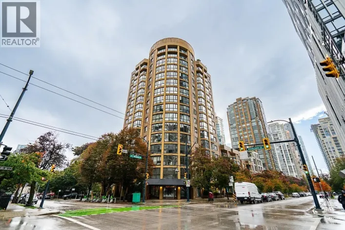 807 488 HELMCKEN STREET, Vancouver