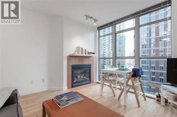 807 819 HAMILTON STREET, Vancouver