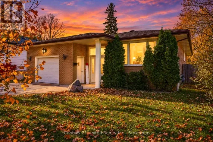807 HIGHLAND COURT, Peterborough