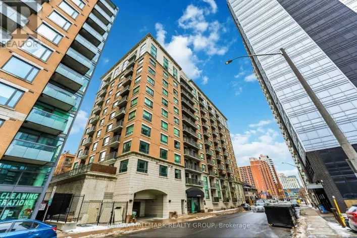 808 - 200 BESSERER STREET, Ottawa