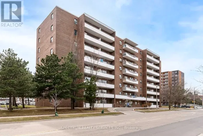 Apartment for sale: 808 - 3320 FIELDGATE DRIVE, Mississauga