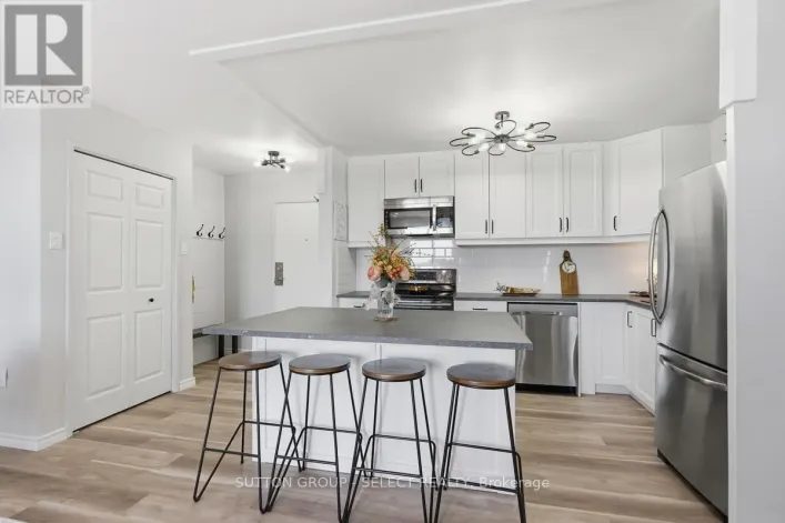 808 - 583 MORNINGTON AVE AVENUE, London East