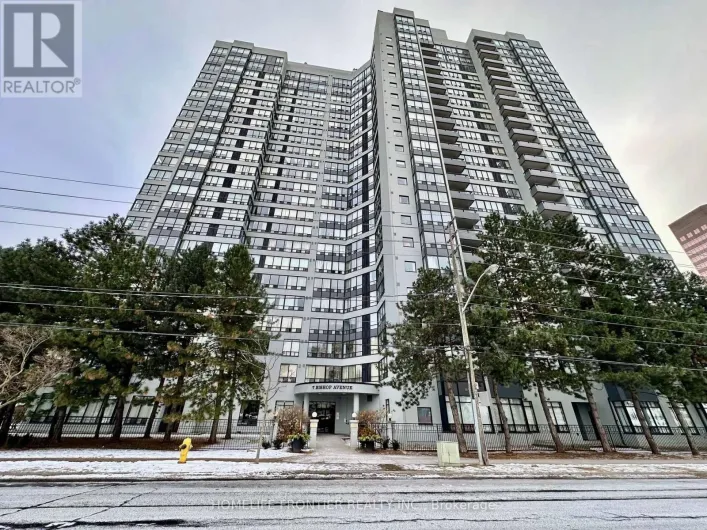 808 - 7 BISHOP AVENUE, Toronto