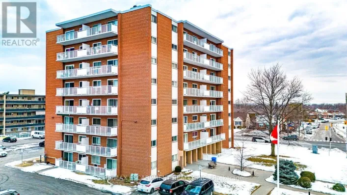 808 - 8 WOODMAN DRIVE S, Hamilton