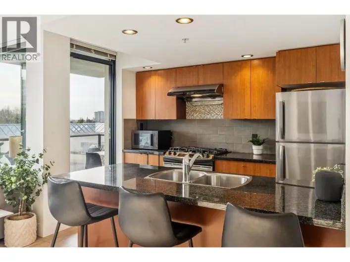 808 9180 HEMLOCK DRIVE, Richmond