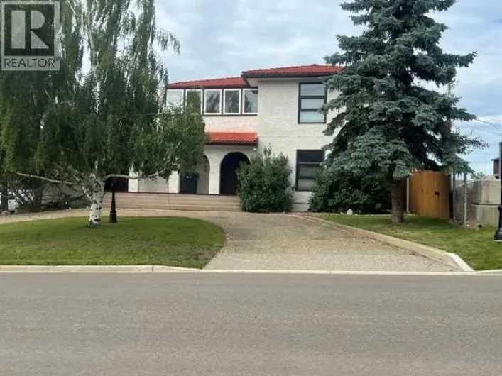 808 96 Avenue, Dawson Creek