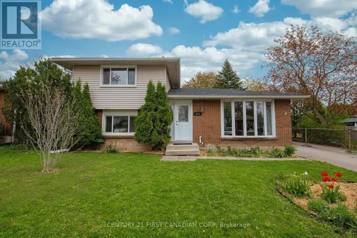 808 DULANEY DRIVE, London South