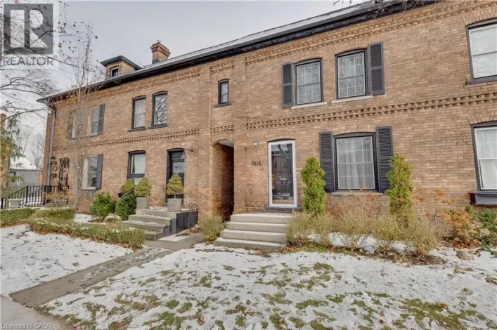 808 MONMOUTH Road, Windsor