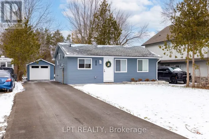 808 MONTSELL AVENUE, Georgina