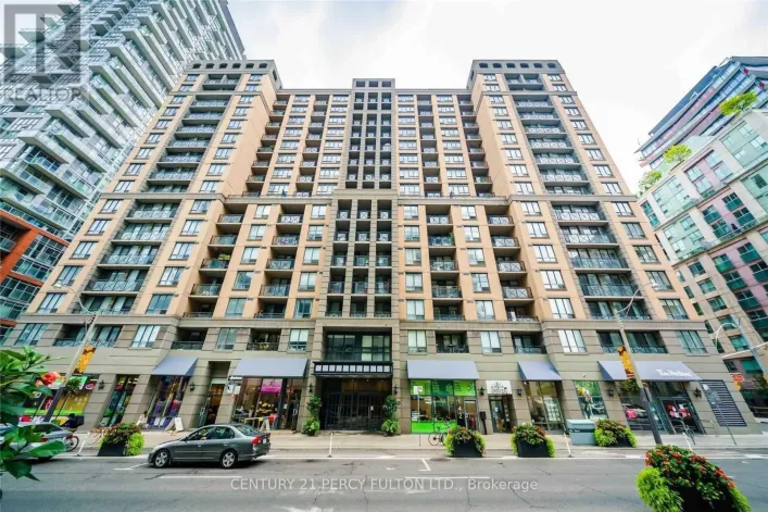 809 - 140 SIMCOE STREET, Toronto