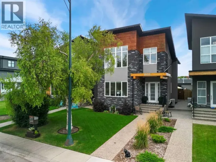 809 20A Avenue NE, Calgary