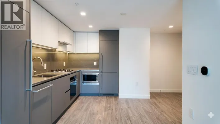 809 2135 SPRINGER AVENUE, Burnaby