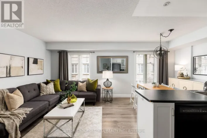 809 - 46 WESTERN BATTERY ROAD, Toronto