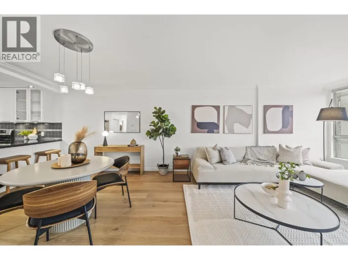 809 518 MOBERLY ROAD, Vancouver