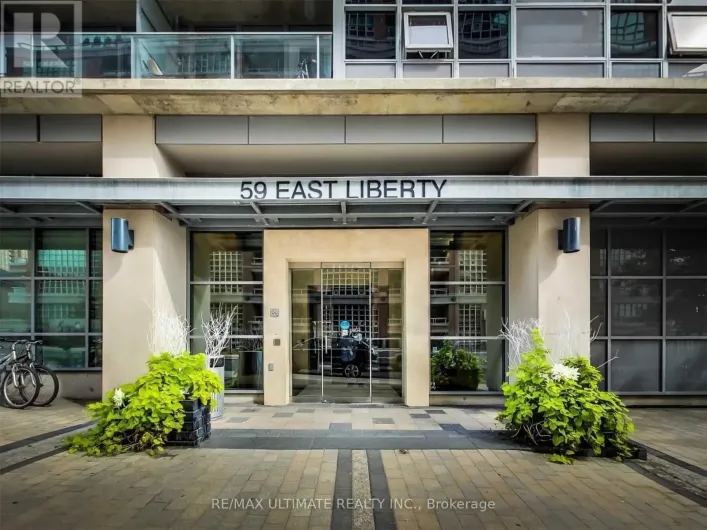 809 - 59 EAST LIBERTY STREET, Toronto