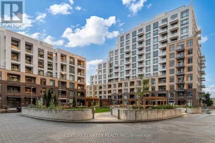 809 - 8 BEVERLEY GLEN BOULEVARD, Vaughan