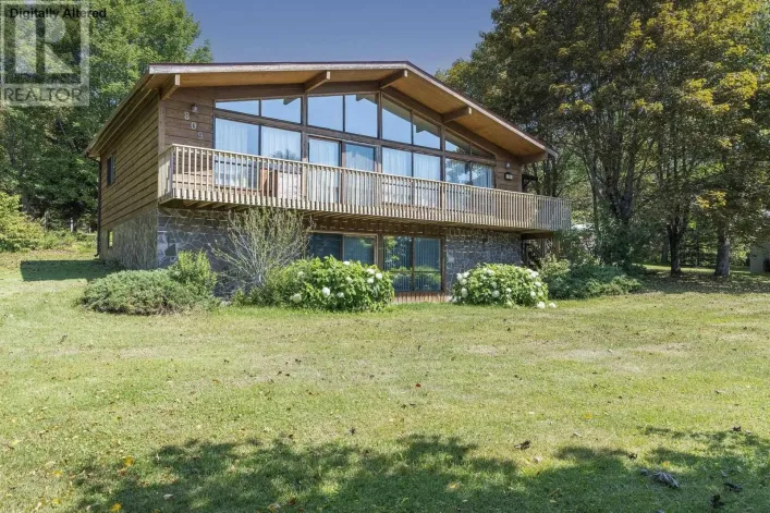 809 Brow Of Mountain Road, Centreville