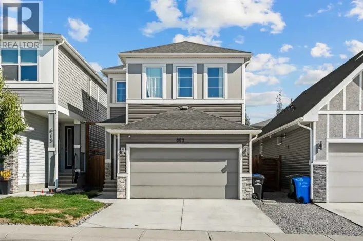 809 Seton Circle SE, Calgary