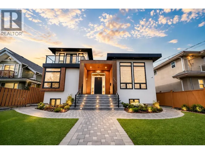 8093 14TH AVENUE, Burnaby