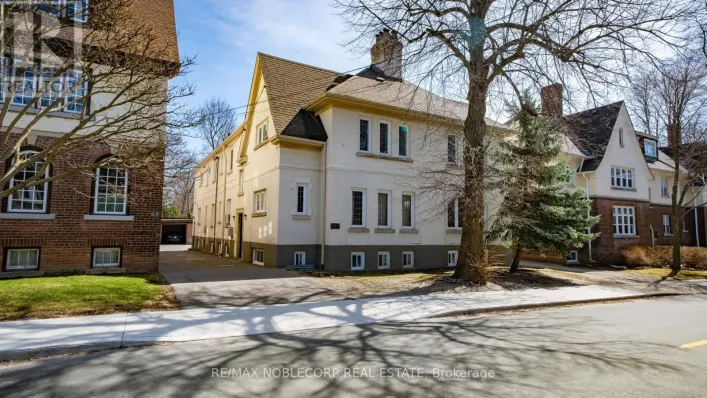 809-811 DUPLEX AVENUE, Toronto