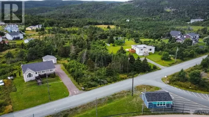 809-811 Main Road, Pouch Cove