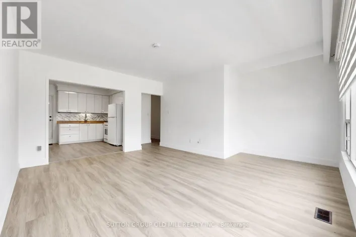 809A ST CLAIR AVENUE W, Toronto