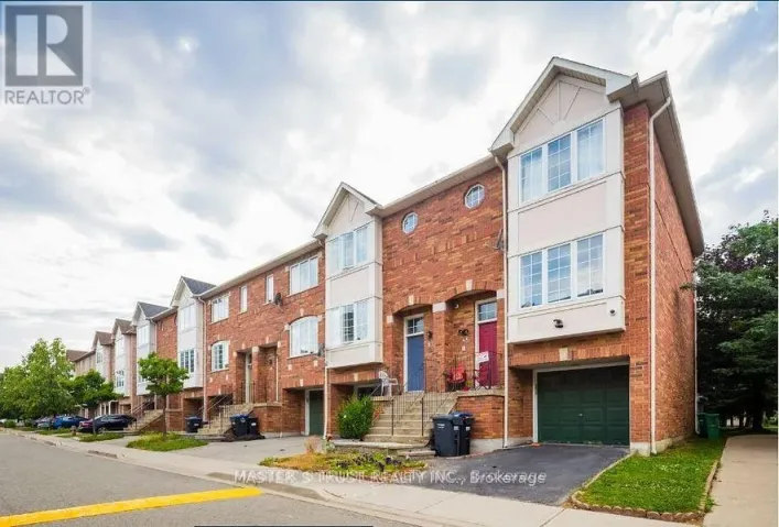 81 - 80 ACORN PLACE, Mississauga