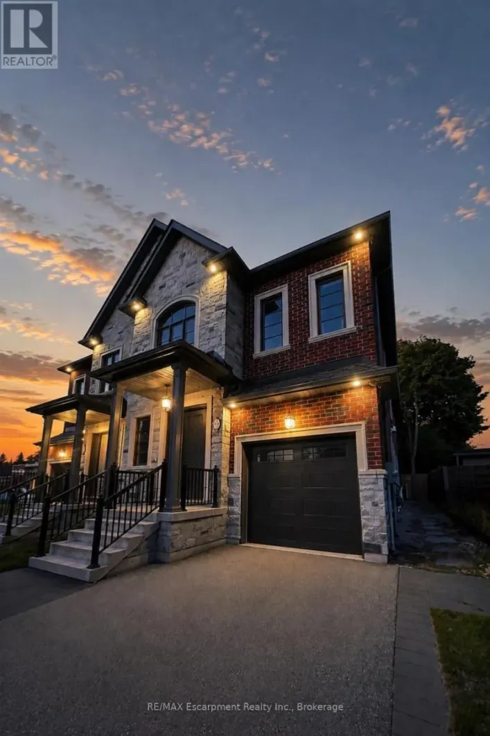 81 BROCK STREET, Oakville
