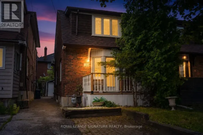 81 CLEVELAND STREET, Toronto
