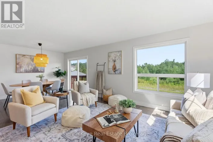 81 DOUGLAS DRIVE, Bracebridge
