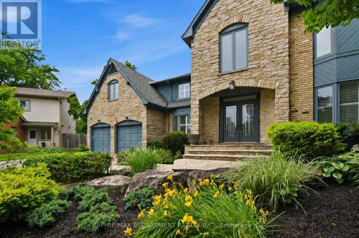 81 FLANDERS DRIVE, Hamilton