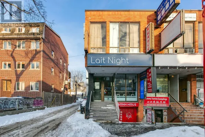 81 HURON STREET, Toronto