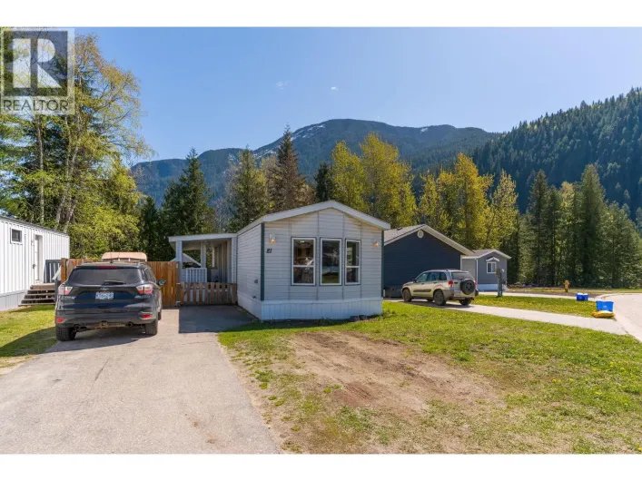 81 Johnson Way, Revelstoke