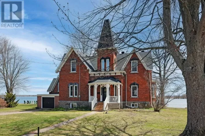 81 LAKESHORE DRIVE, South Dundas