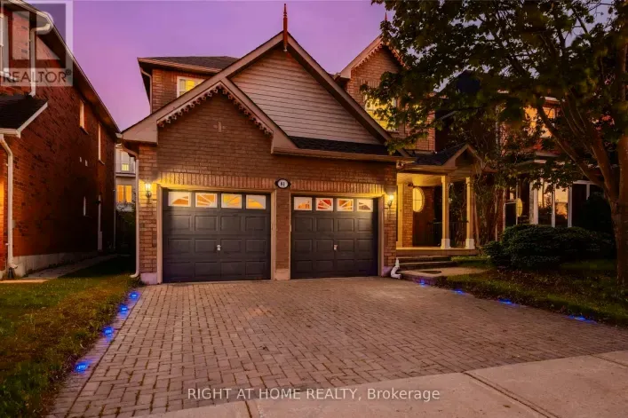 81 OLD COLONY ROAD, Richmond Hill