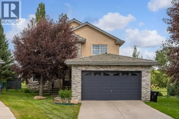 81 Royal Crest Terrace NW, Calgary