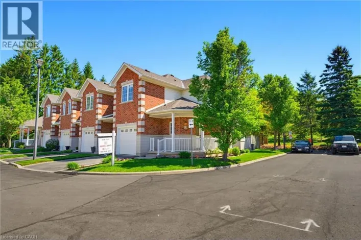 81 VALRIDGE Drive Unit# 13, Ancaster