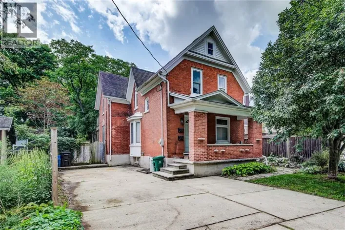 81 WILLOW Street, Waterloo