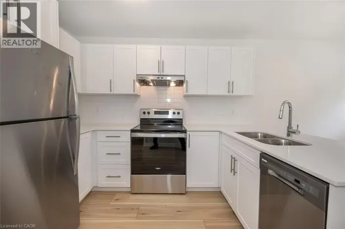 81 WOODMAN Drive N, Hamilton
