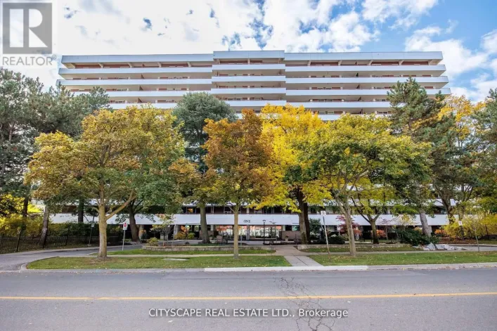 810 - 1 ROYAL ORCHARD BLV BOULEVARD, Markham