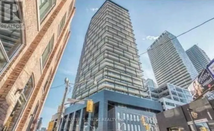 810 - 125 PETER STREET, Toronto