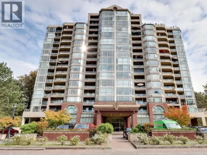 810 1327 E KEITH ROAD, North Vancouver