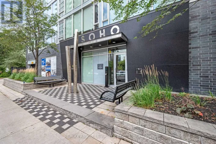 810 - 300 LISGAR STREET, Ottawa