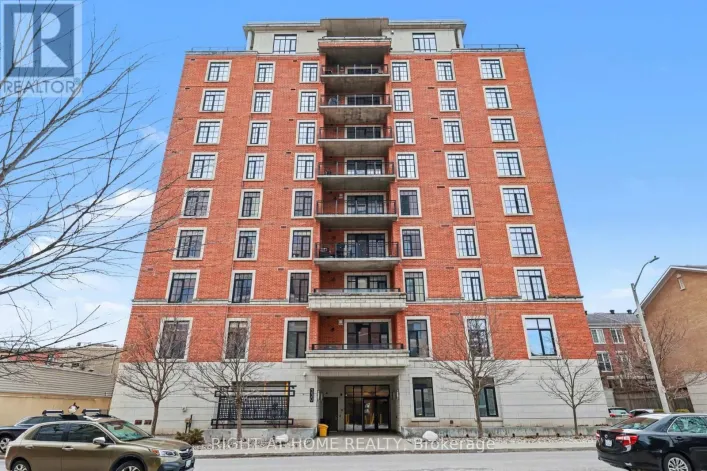 810 - 330 LORETTA AVENUE S, Ottawa