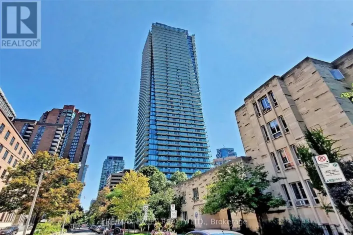 810 - 65 ST MARY STREET, Toronto