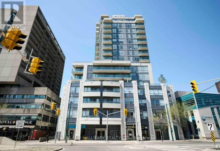 810 - 736 SPADINA AVENUE, Toronto