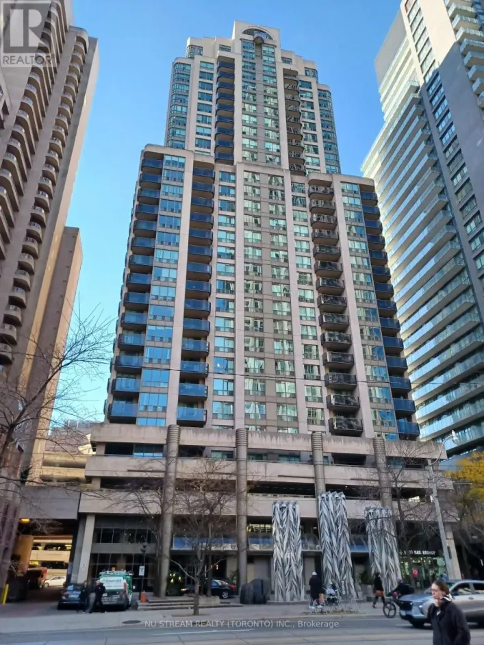 810 - 750 BAY STREET, Toronto