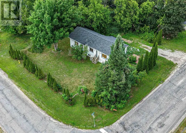 810 JOHN STREET N, Gravenhurst)