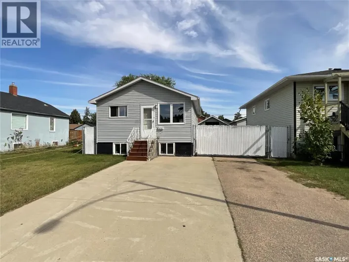 House for sale: 810 O AVENUE S, Saskatoon