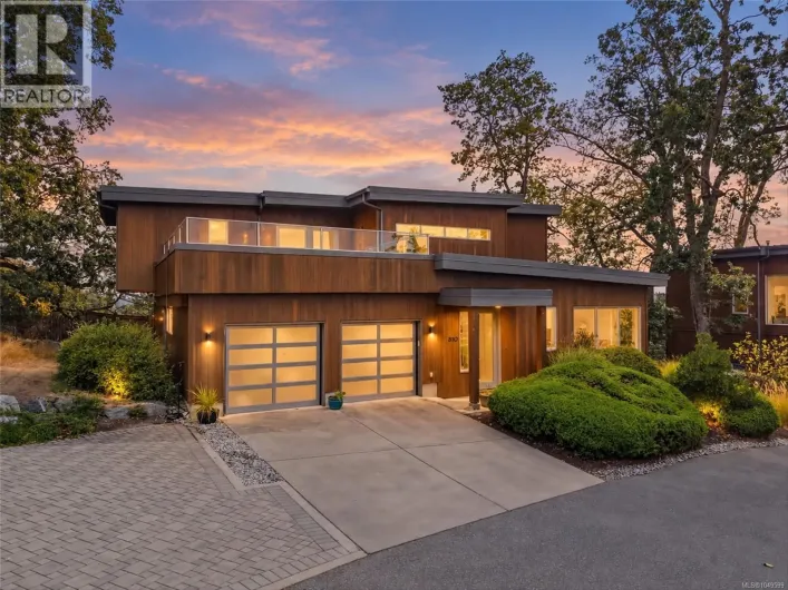810 Rainbow Ridge Lane, Saanich
